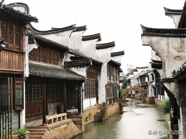 药明康德：密切关注草案立法程序进展，业务发展不会对任何国...